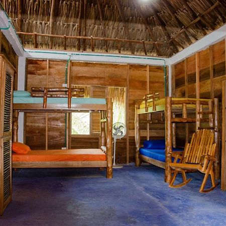 Rainbow Hostel Сан-Бернардо-дель-Вьенто Экстерьер фото