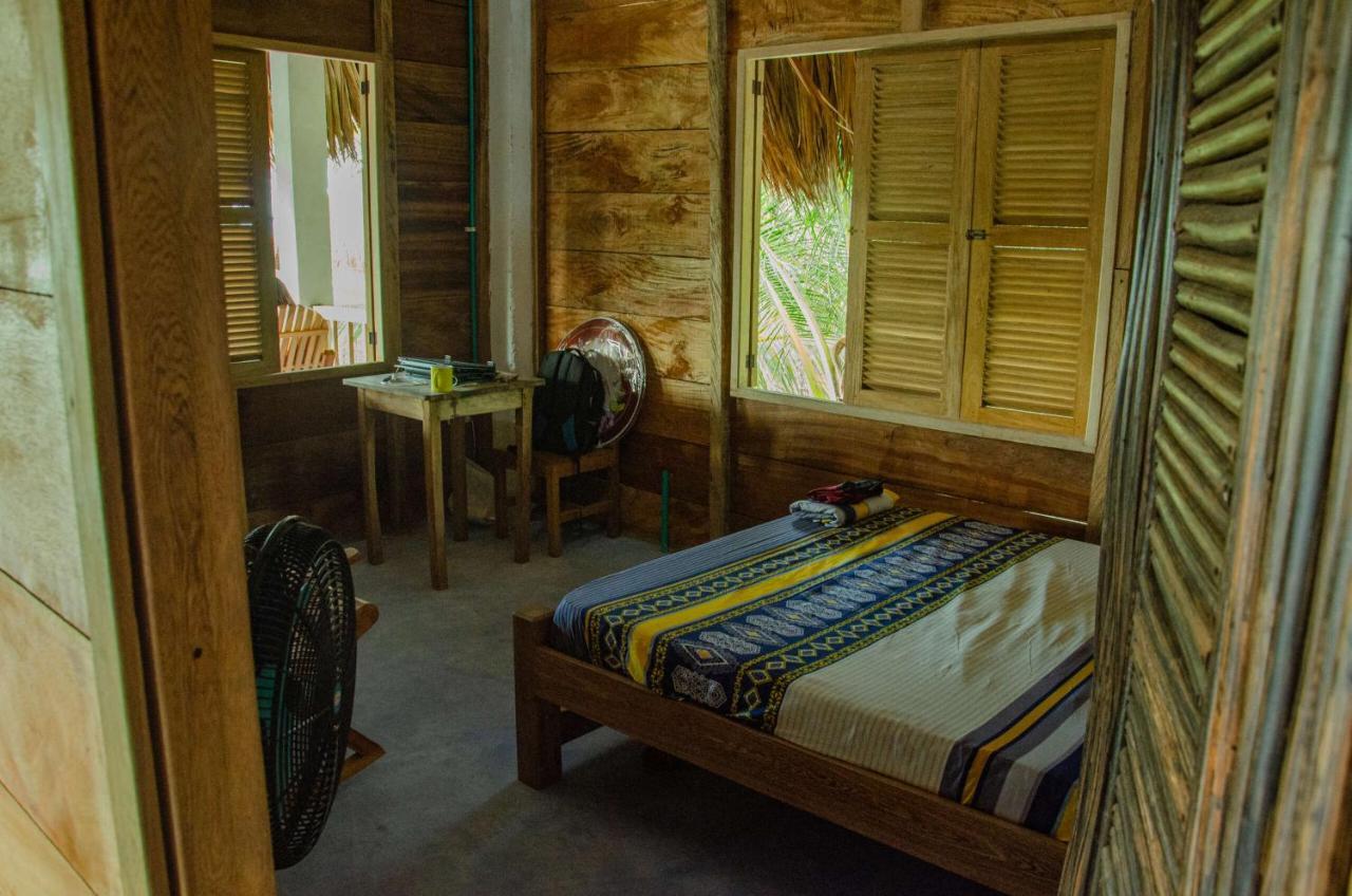 Rainbow Hostel Сан-Бернардо-дель-Вьенто Экстерьер фото
